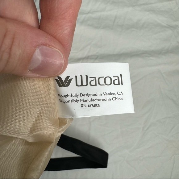 Wacoal Sherpa Teddy Fuzzy Tote Bag - Cream‎ with Black Handles OS - Picture 8 of 9